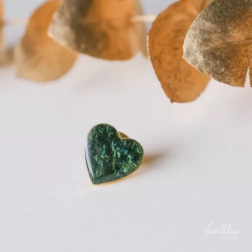 Pin's coeur paillette